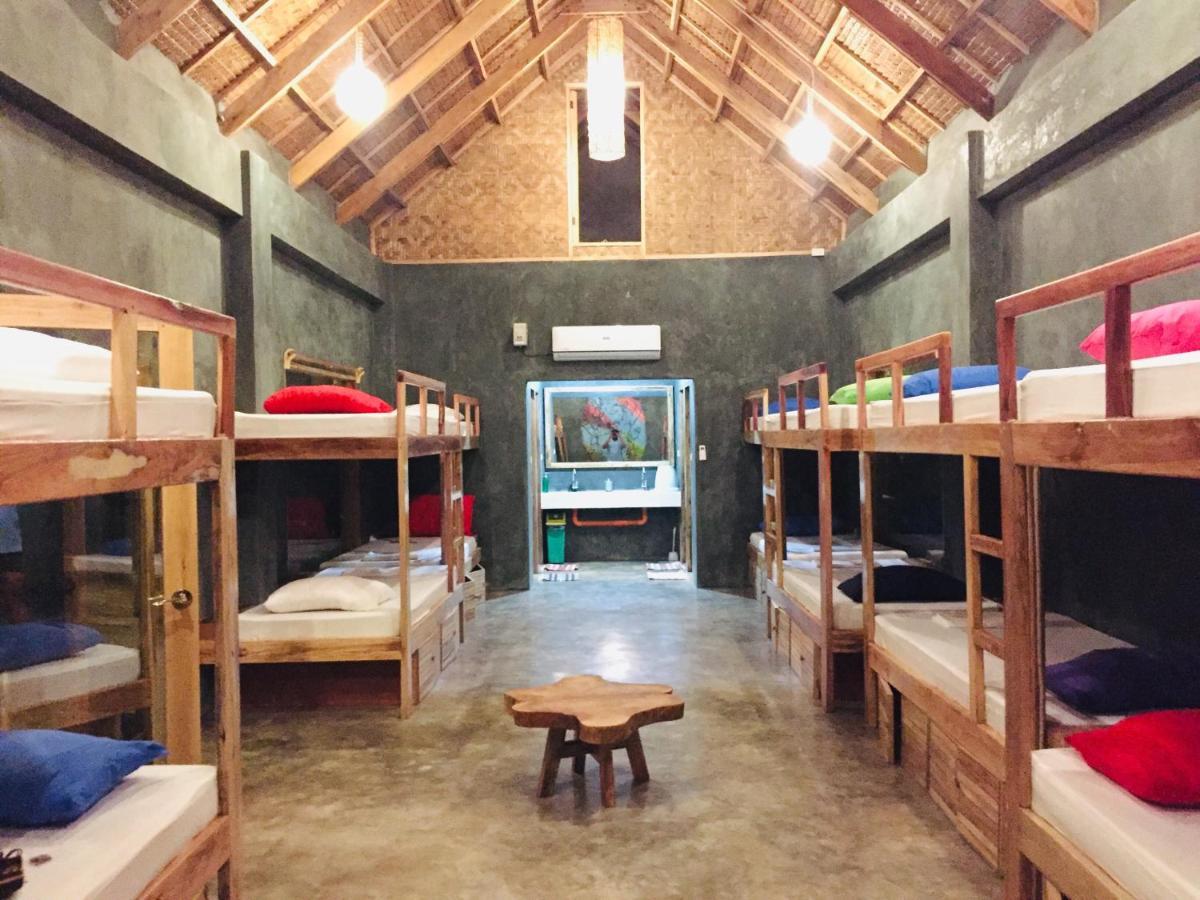 Hiraya Surf Hostel General Luna  Extérieur photo