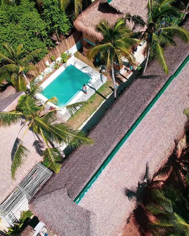 Hiraya Surf Hostel General Luna  Extérieur photo